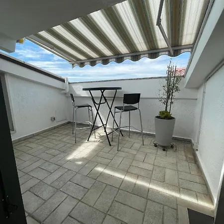 Am Gardasee Mit Seeblick No Elevator Appartement Bardolino