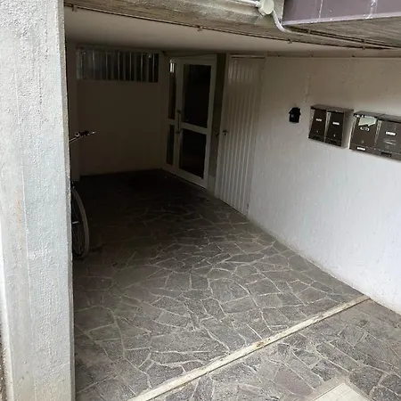 Am Gardasee Mit Seeblick No Elevator Appartement