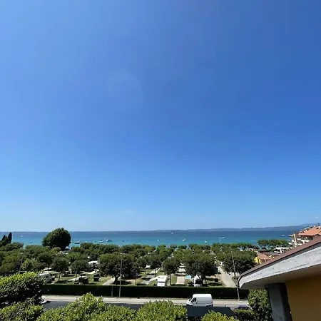 Am Gardasee Mit Seeblick No Elevator Appartement *